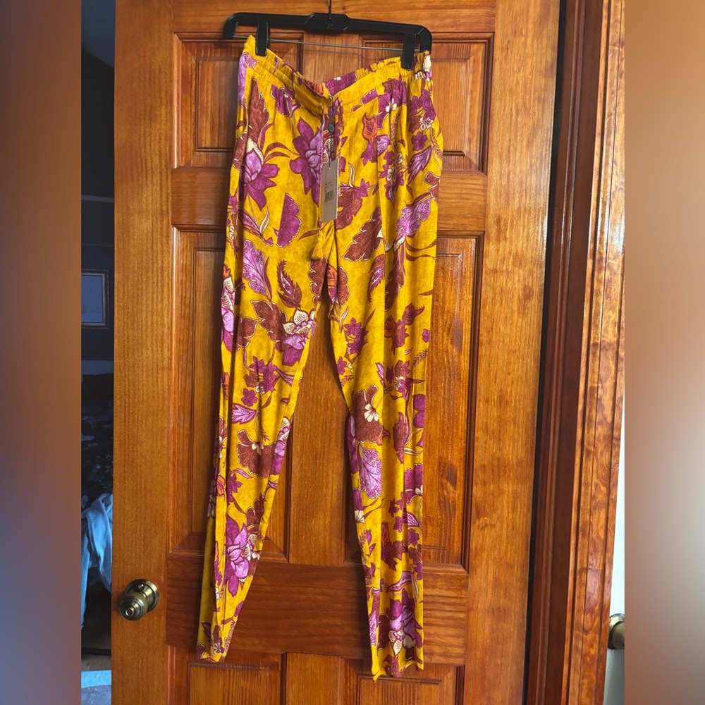 Hale Bob Yellow and Purple Cropped Floral pants